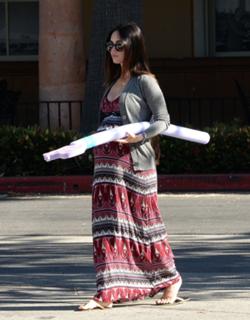 Megan Fox feet photo thumbnail