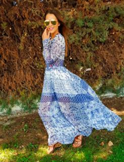 Paula Echevarría feet photo thumbnail