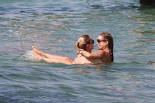 Sylvie Meis feet photo thumbnail