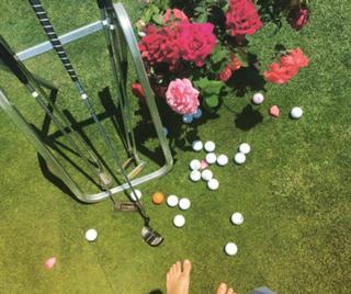 Emily Osment feet photo thumbnail