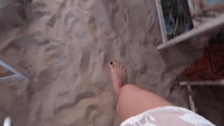 Justine Ezarik feet photo thumbnail