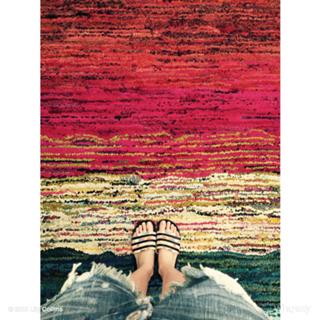 Lily Collins feet photo thumbnail