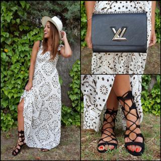 Paula Echevarría feet photo thumbnail