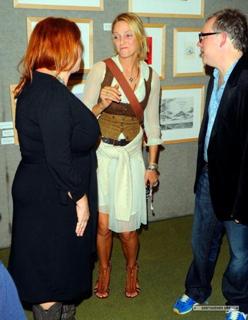 Uma Thurman feet photo thumbnail