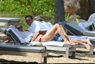 Uma Thurman feet photo thumbnail