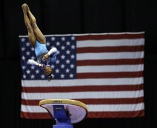 Simone Biles feet photo thumbnail