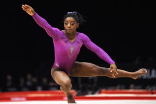Simone Biles feet photo thumbnail