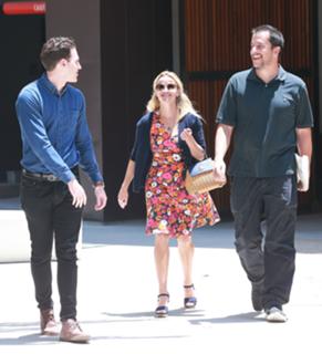 Reese Witherspoon feet photo thumbnail