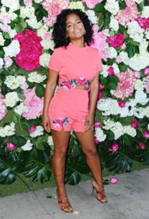 Christina Milian feet photo thumbnail