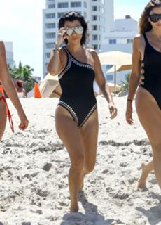 Larsa Pippen feet photo thumbnail