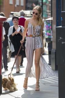 Kimberley Garner feet photo thumbnail