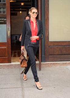 Heidi Klum feet photo thumbnail