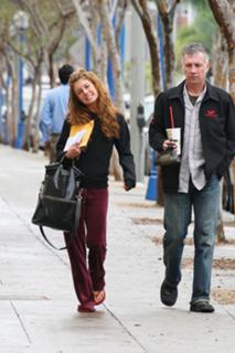 Shenae Grimes-Beech feet photo thumbnail