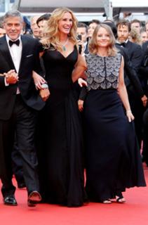 Jodie Foster feet photo thumbnail
