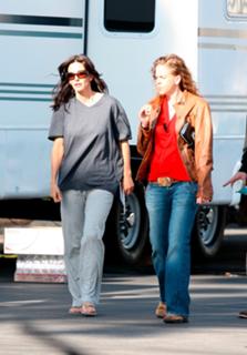 Courteney Cox feet photo thumbnail