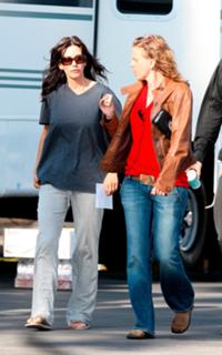 Courteney Cox feet photo thumbnail