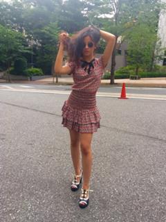 Camila Cabello feet photo thumbnail