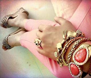 Thalía feet photo thumbnail