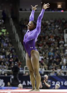 Simone Biles feet photo thumbnail