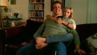 Kristen Bell feet photo thumbnail