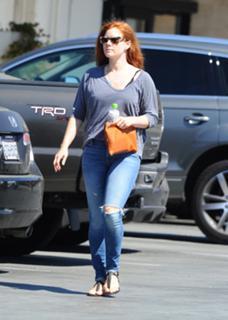 Amy Adams feet photo thumbnail
