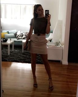Chantel Jeffries feet photo thumbnail