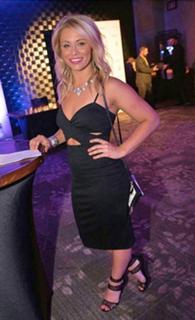 Paige VanZant feet photo thumbnail