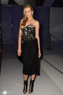 Petra Nemcova feet photo thumbnail