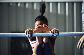Simone Biles feet photo thumbnail