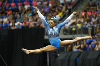 Simone Biles feet photo thumbnail