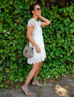 Paula Echevarría feet photo thumbnail