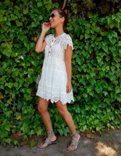Paula Echevarría feet photo thumbnail