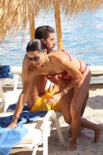 Adriana Lima feet photo thumbnail