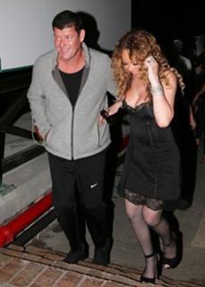 Mariah Carey feet photo thumbnail