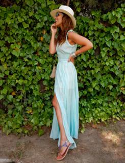 Paula Echevarría feet photo thumbnail