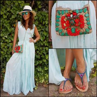 Paula Echevarría feet photo thumbnail