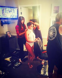 Ariel Winter feet photo thumbnail