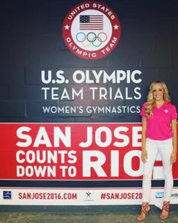 Nastia Liukin feet photo thumbnail