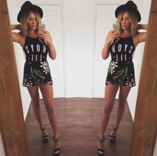 Charlotte Crosby feet photo thumbnail