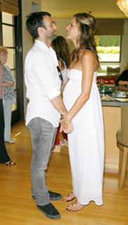 Alessandra Ambrosio feet photo thumbnail