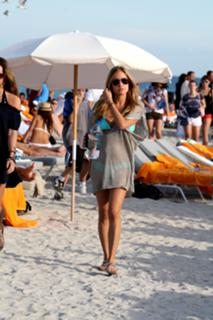 Kristin Cavallari feet photo thumbnail