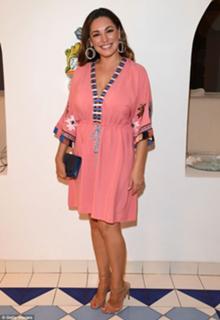 Kelly Brook feet photo thumbnail