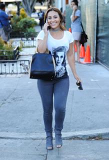 Francia Raisa feet photo thumbnail