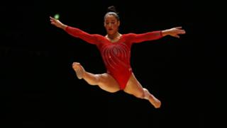 Aly Raisman feet photo thumbnail
