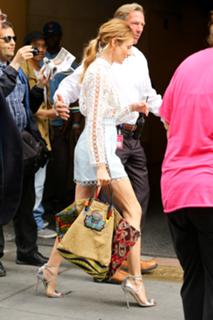 Diane Kruger feet photo thumbnail