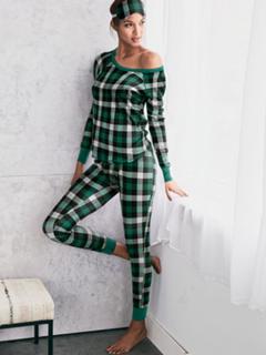 Lais Ribeiro feet photo thumbnail