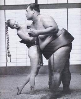 Drew Barrymore feet photo thumbnail