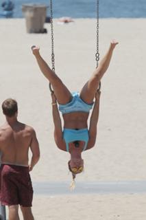 Lindsey Vonn feet photo thumbnail