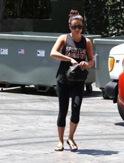 Lea Michele feet photo thumbnail