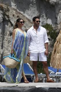 Kelly Brook feet photo thumbnail